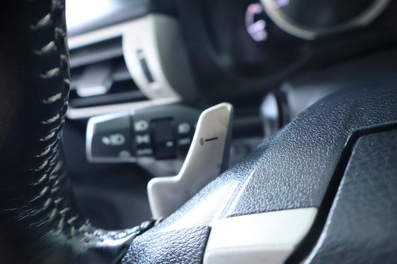 Used 2016 Lexus IS 200t RWD image 23