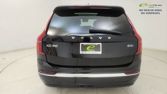 Used 2026 Volvo XC90 B5 Plus w/ Protection Package AWD/4WD image 25