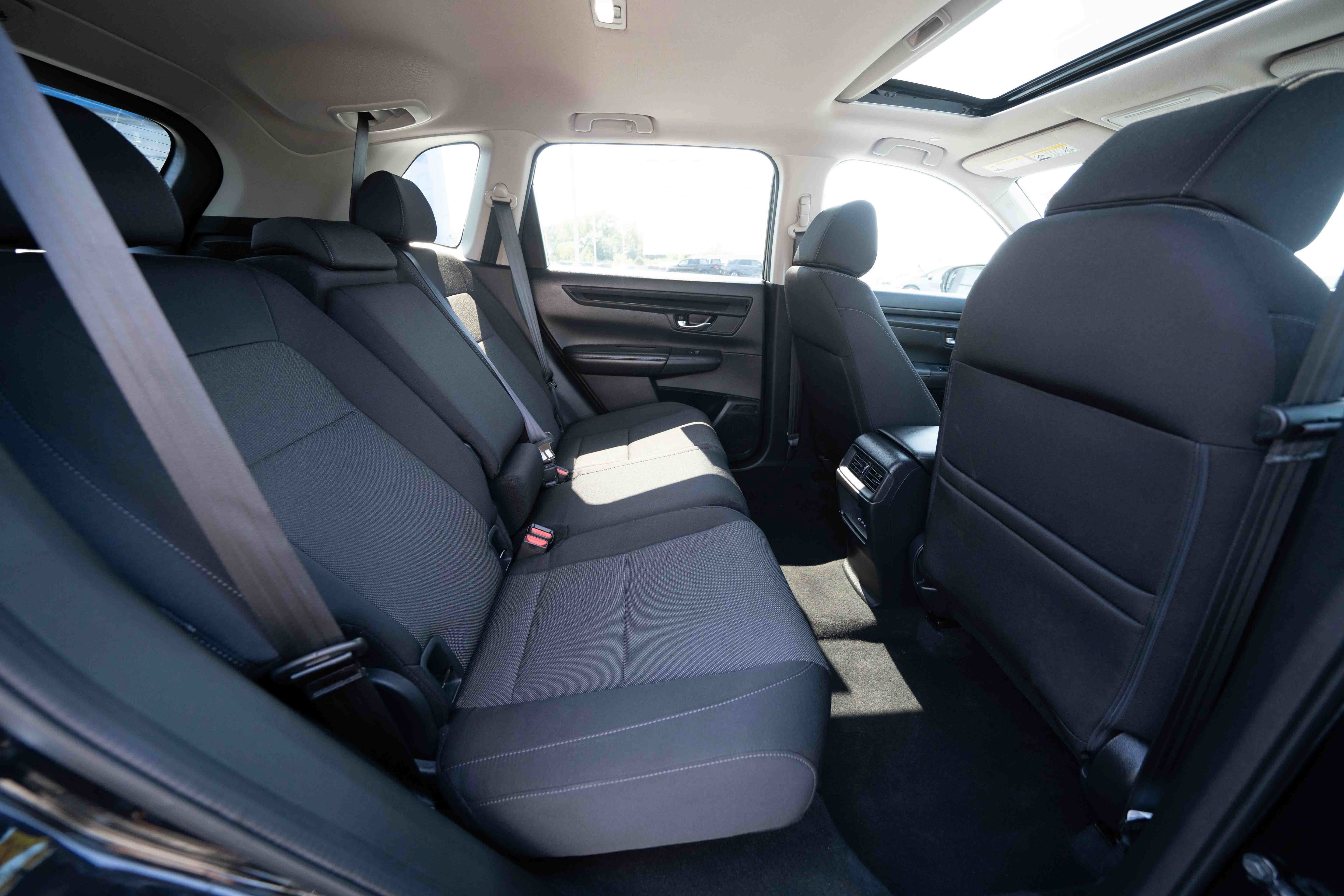 Used 2025 Honda CR-V EX image 25