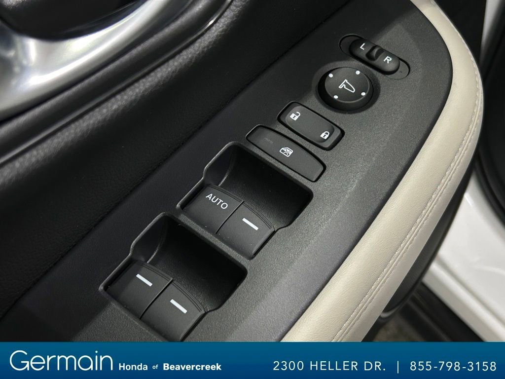 Certified 2025 Honda HR-V LX image 20