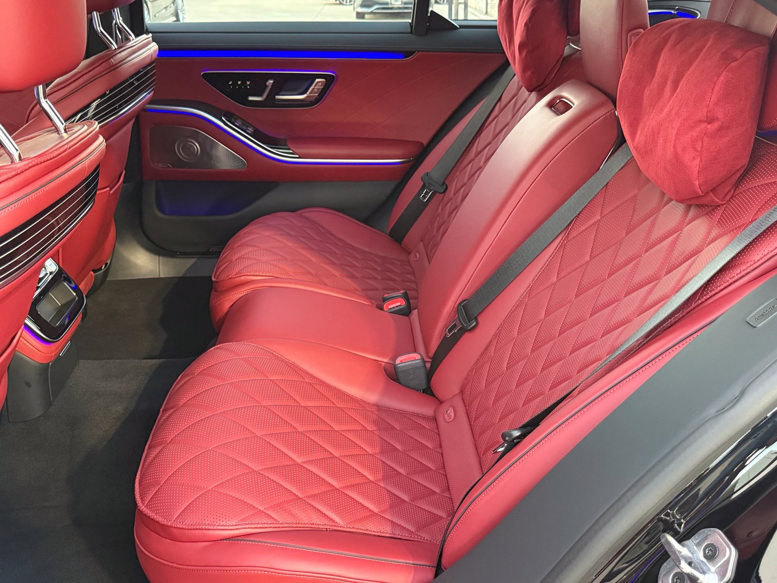 Used 2026 Mercedes-Benz S 580 4MATIC Sedan image 41