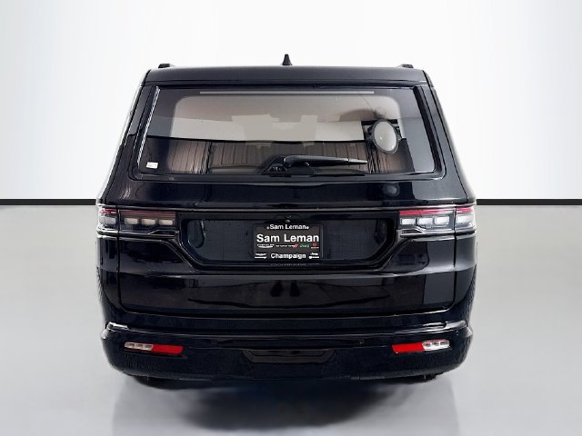 Used 2024 Jeep Grand Wagoneer Series II Obsidian w/ Quick Order Packagew 28T AWD/4WD image 6