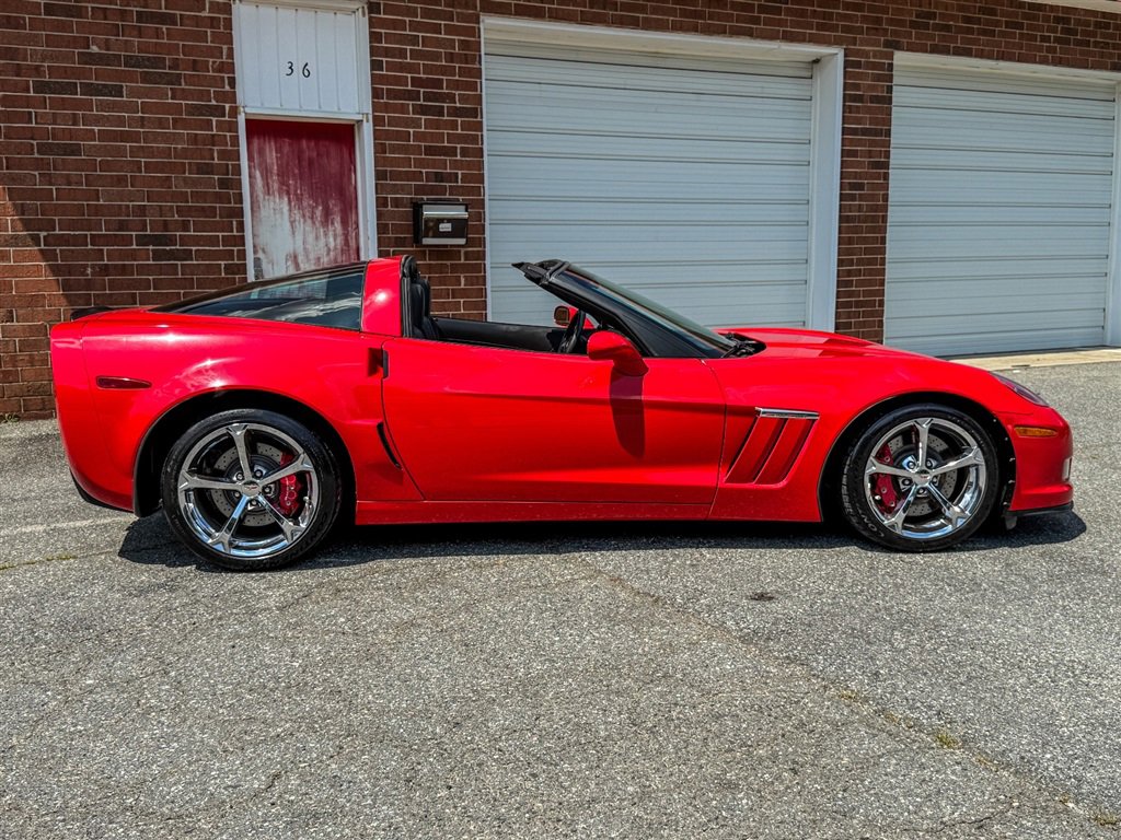 Used 2012 Chevrolet Corvette Grand Sport RWD image 39