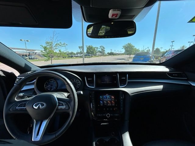 Used 2021 INFINITI QX50 Luxe w/ Appearance Package AWD/4WD image 11