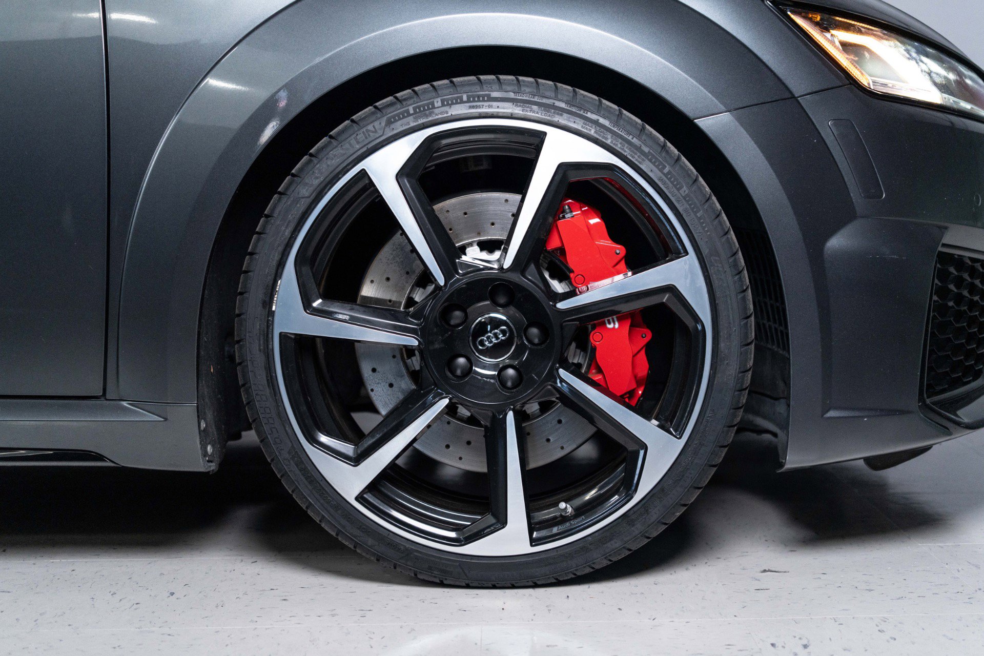 Used 2019 Audi TT RS AWD/4WD image 16