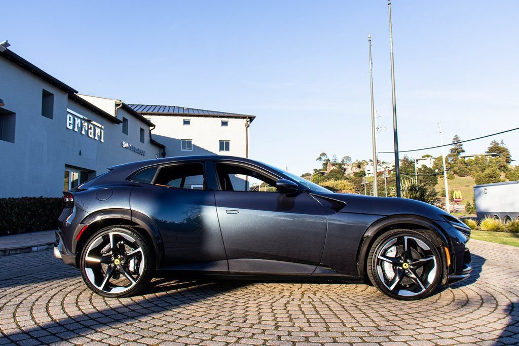 Certified 2024 Ferrari Purosangue AWD/4WD image 3