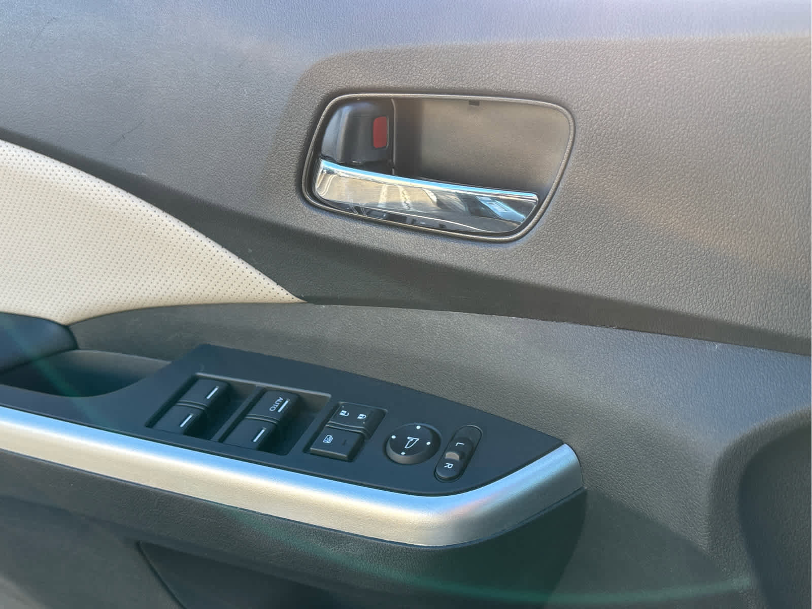 Used 2016 Honda CR-V EX-L image 30