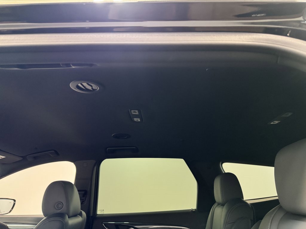 Used 2024 Buick Enclave Premium image 51
