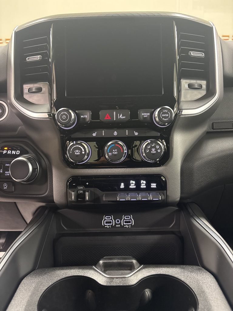 New 2026 RAM 1500 Big Horn w/ Night Edition AWD/4WD image 17