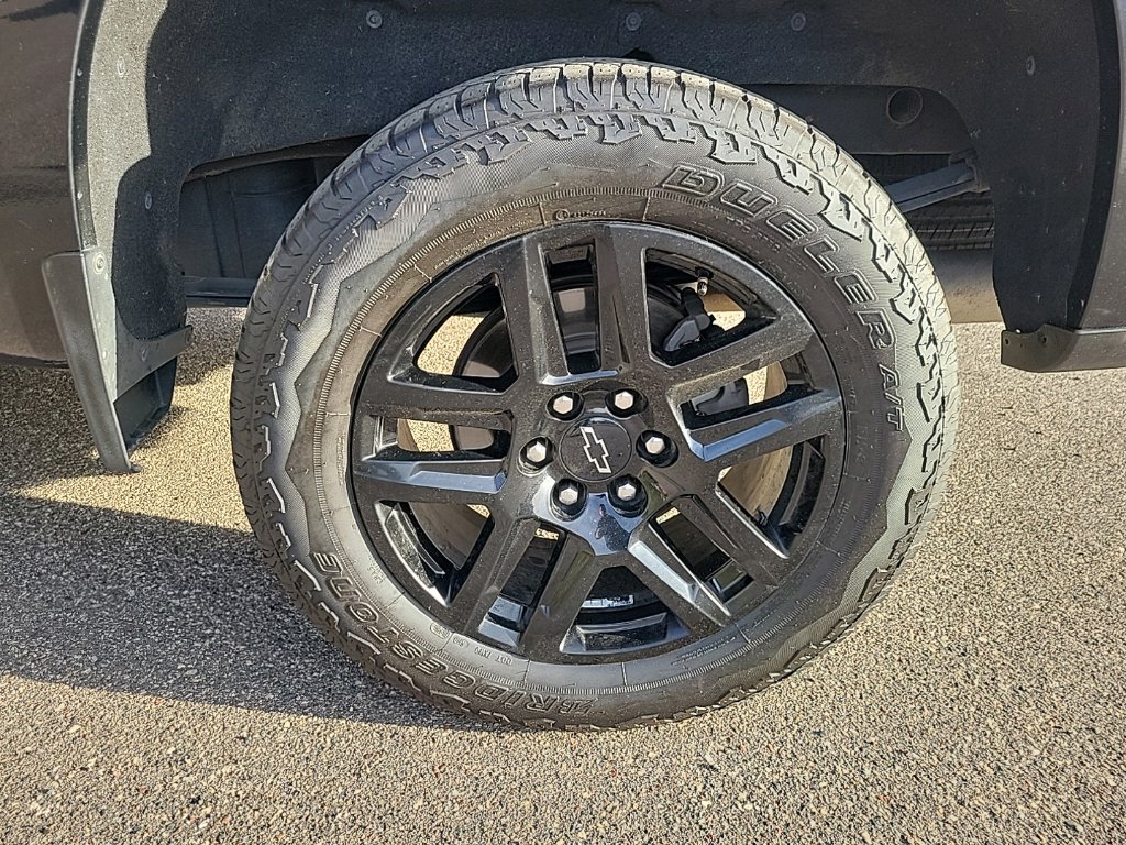 Used 2021 Chevrolet Silverado 1500 LT Trail Boss w/ Bed Protection Package AWD/4WD image 24