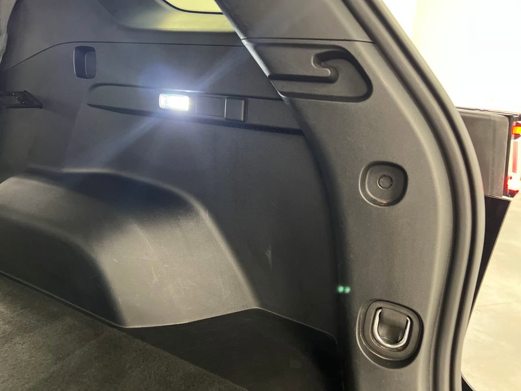 Used 2025 Chevrolet Equinox LT FWD image 31