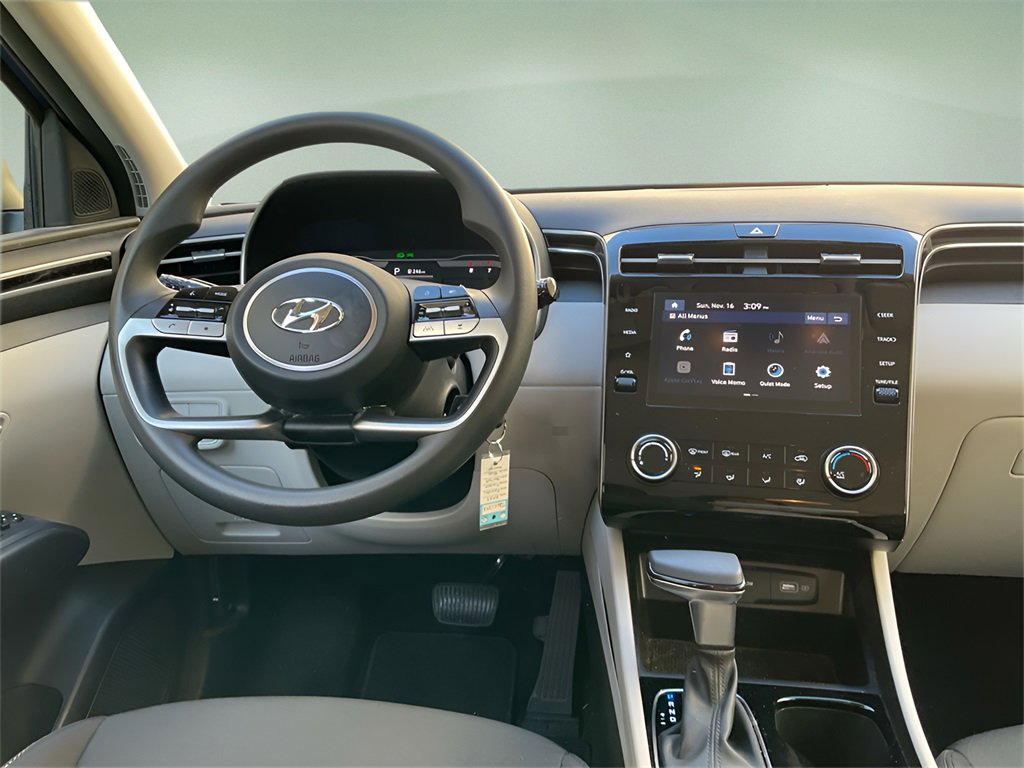 Certified 2024 Hyundai Tucson SE image 14