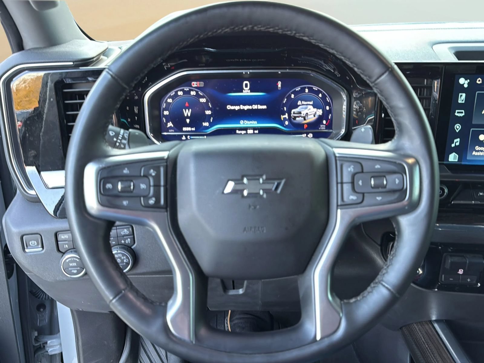 Used 2024 Chevrolet Silverado 1500 LT Trail Boss w/ LT Trail Boss Premium Package AWD/4WD image 16
