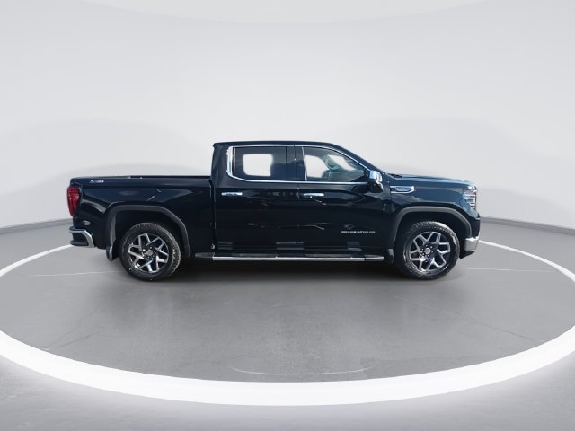 Used 2025 GMC Sierra 1500 SLT w/ SLT Premium Plus Package AWD/4WD image 9