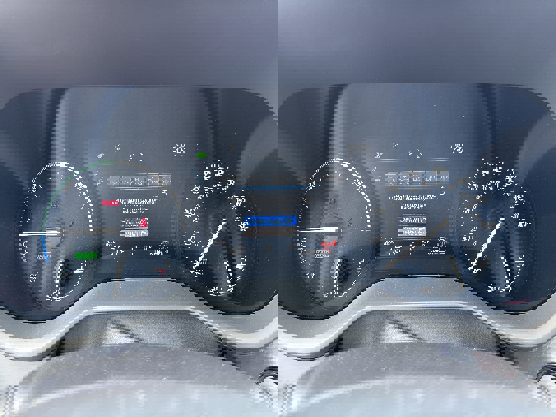 Used 2026 Toyota Sienna XLE image 10