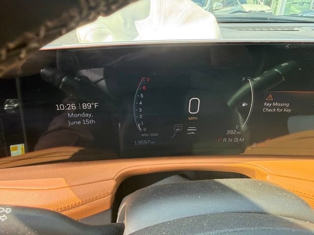 Used 2025 Cadillac XT4 Premium Luxury FWD image 6