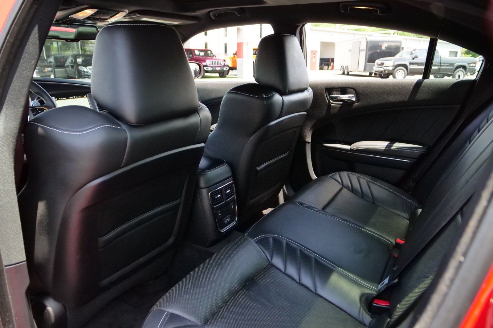 Used 2018 Dodge Charger SRT Hellcat RWD image 33