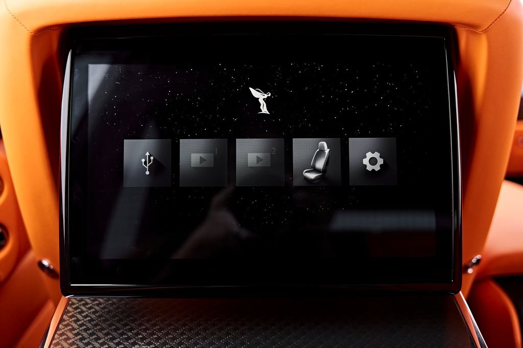Used 2026 Rolls-Royce Cullinan Black Badge AWD/4WD image 68
