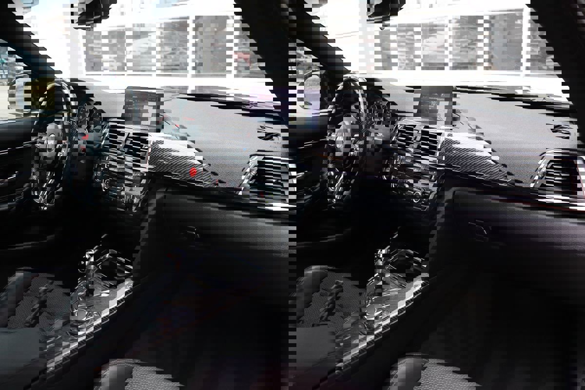 Used 2018 BMW M4 Coupe image 17