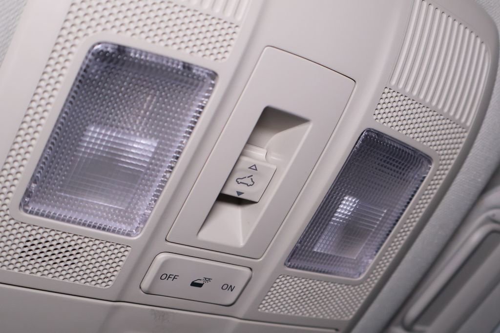 Used 2023 MAZDA CX-9 Touring image 30