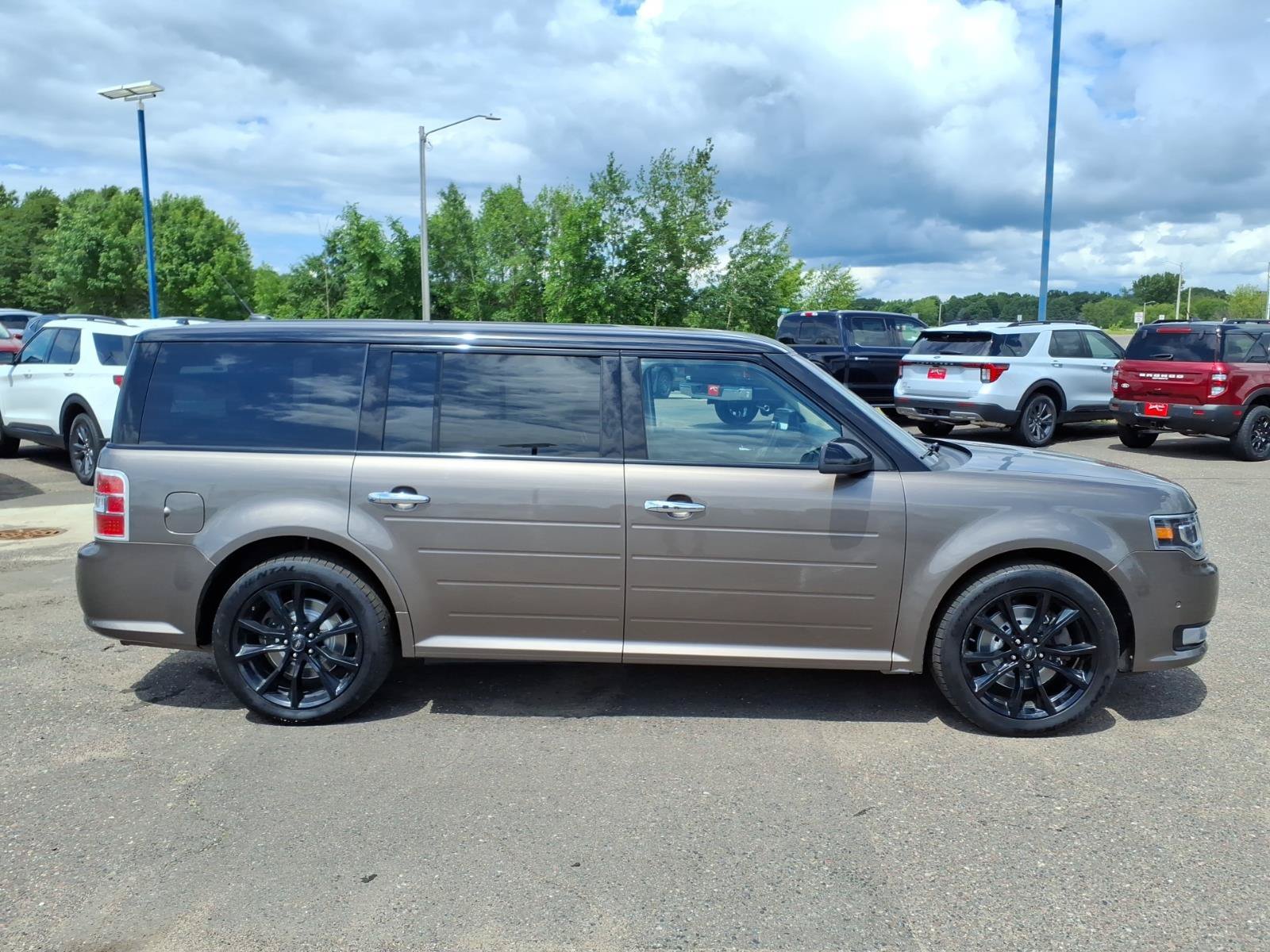 Certified 2019 Ford Flex Limited w/ Equipment Group 301A AWD/4WD image 7