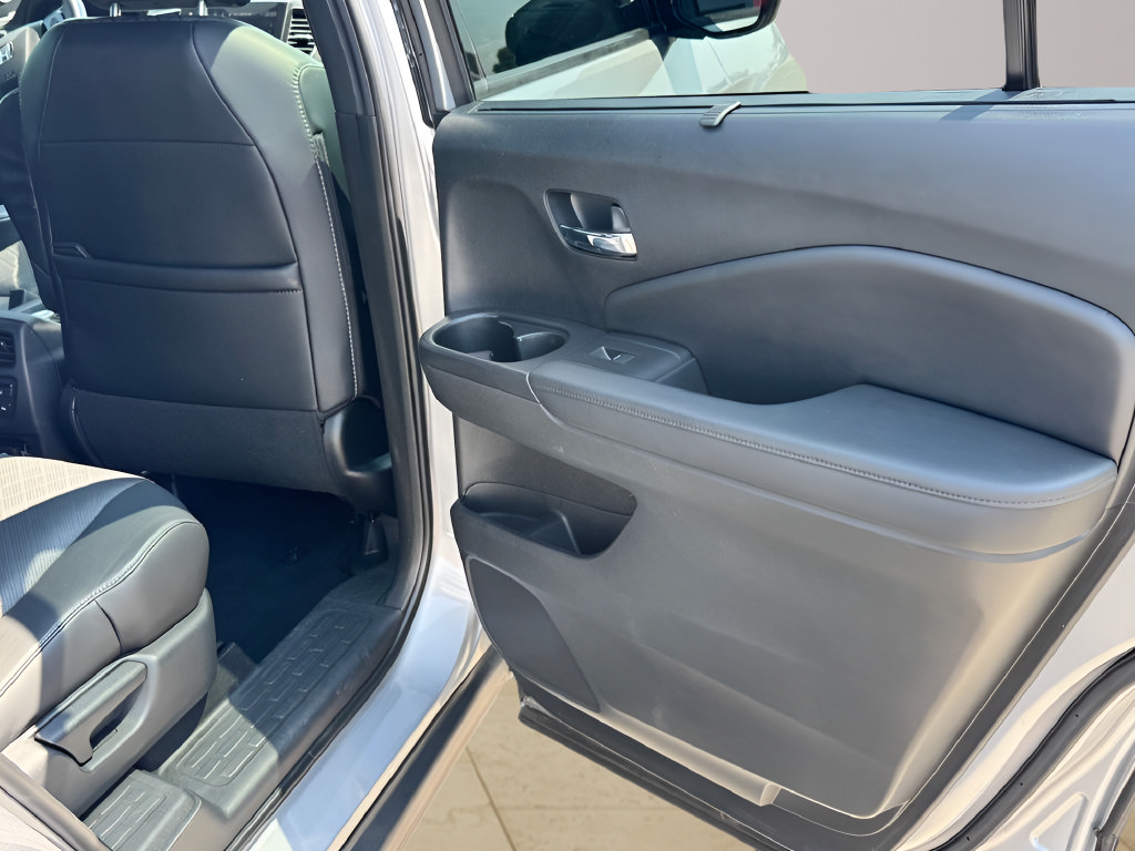 Used 2021 Honda Passport Elite image 32