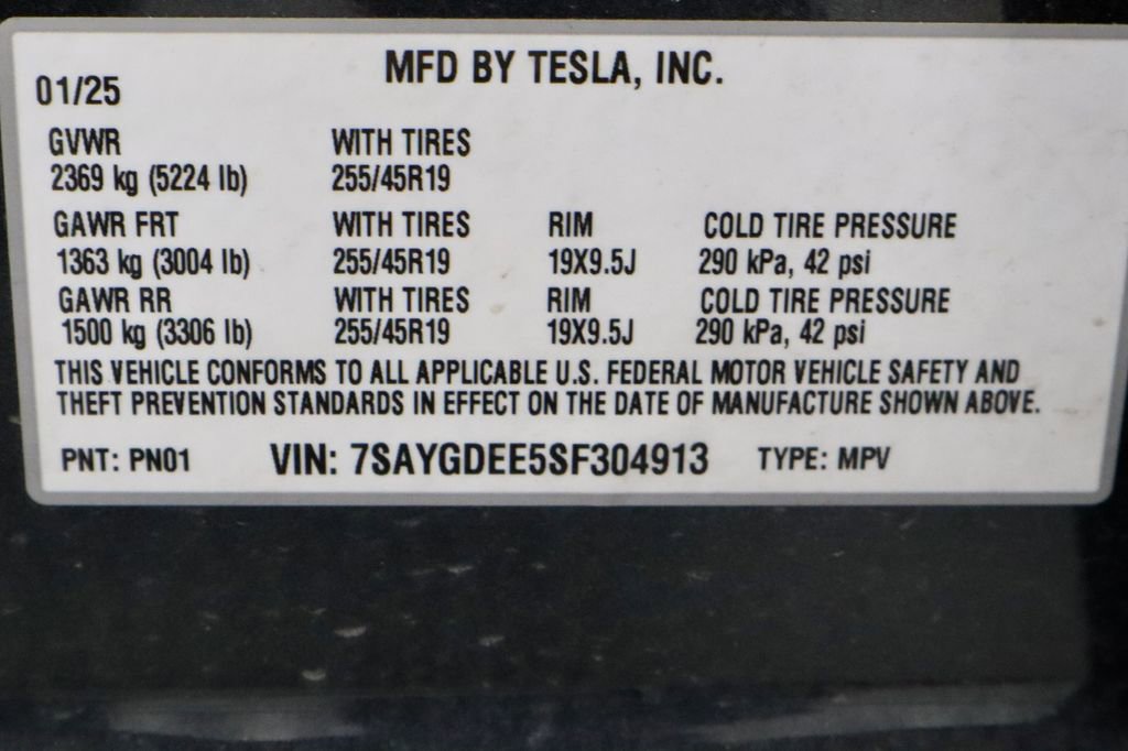 Used 2025 Tesla Model Y Long Range image 30