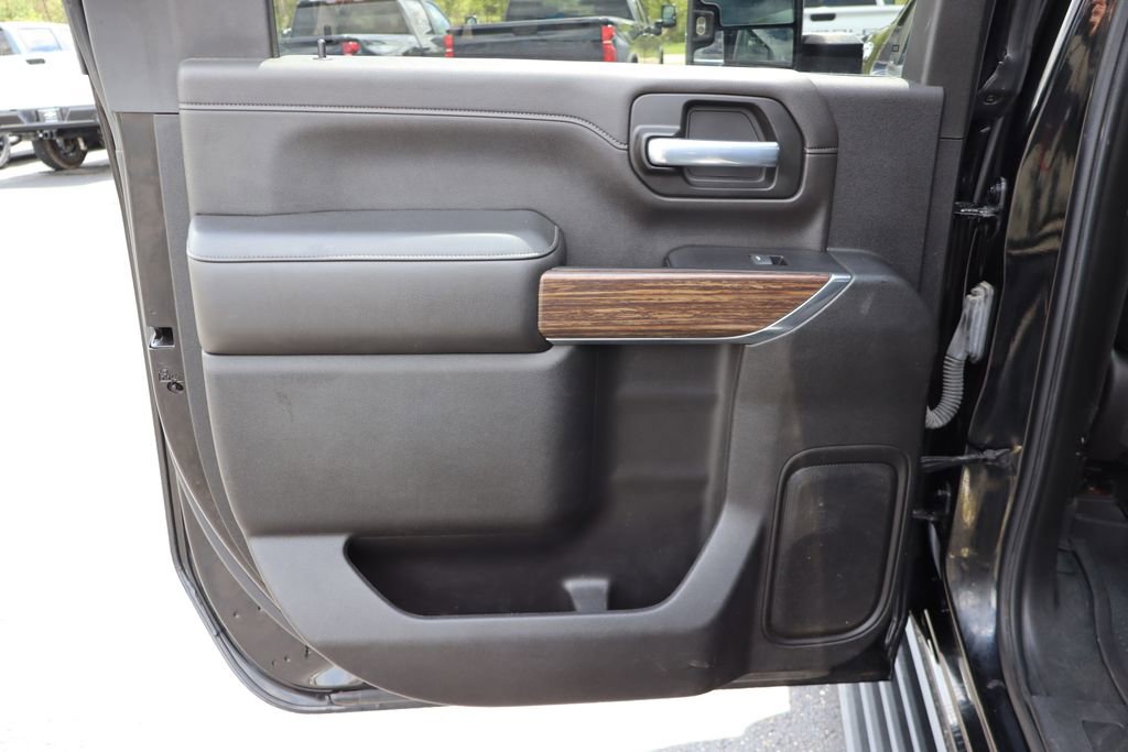 Used 2022 Chevrolet Silverado 3500 High Country AWD/4WD image 31