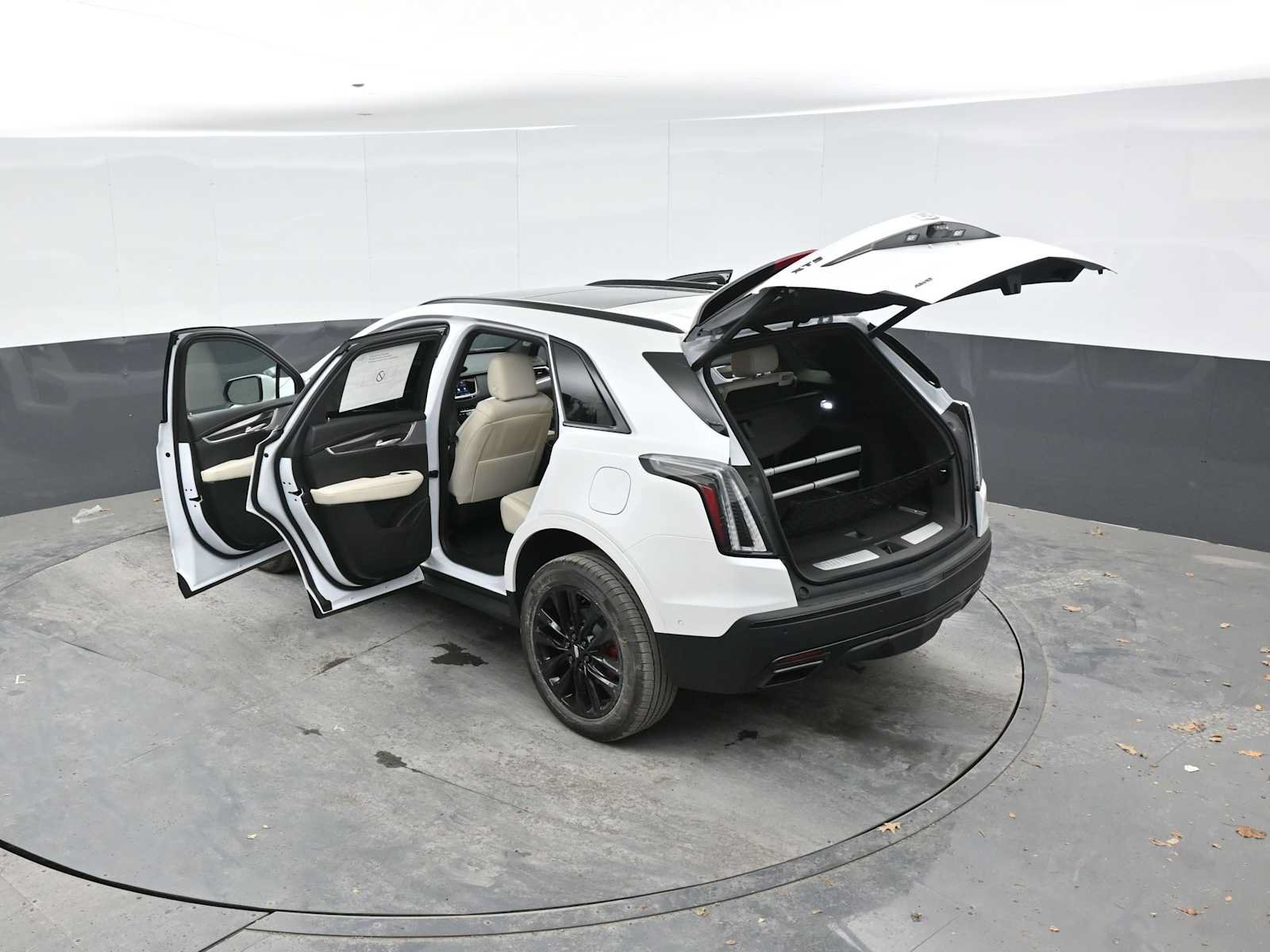 New 2026 Cadillac XT5 Sportv w/ LPO, Onyx Lite Package AWD/4WD image 50