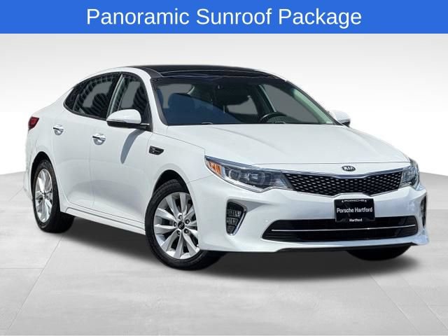 Used 2018 Kia Optima S w/ Panoramic Sunroof Package FWD image 11