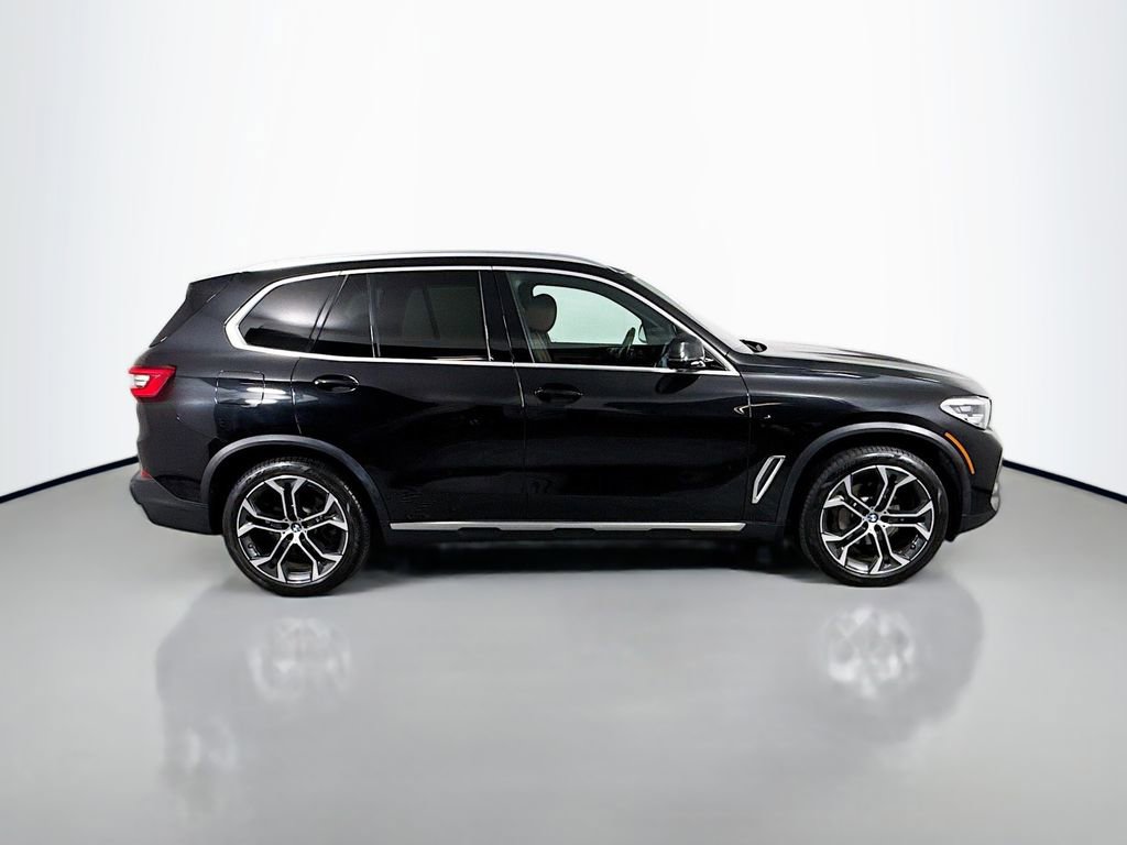 Used 2020 BMW X5 xDrive40i w/ Convenience Package image 4