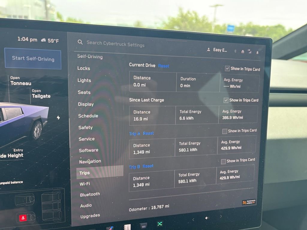 Used 2024 Tesla Cybertruck AWD Crew Cab image 36