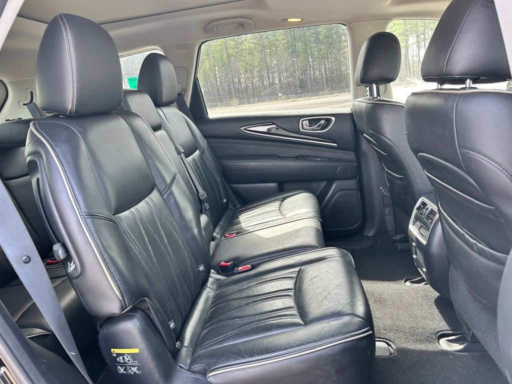 Used 2017 INFINITI QX60 Luxe w/ Deluxe Technology Package image 15