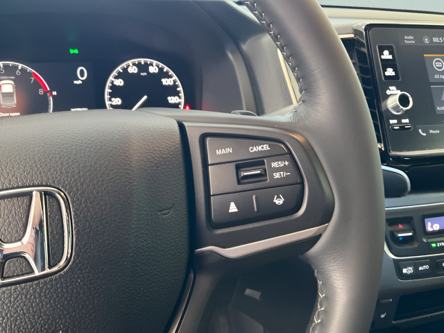 Certified 2025 Honda Ridgeline RTL image 17