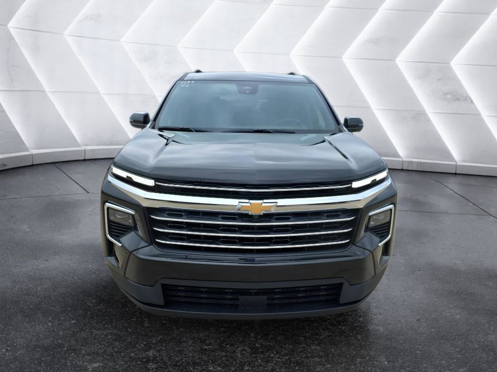 New 2026 Chevrolet Traverse LT w/ Enhanced Driving Package FWD image 2