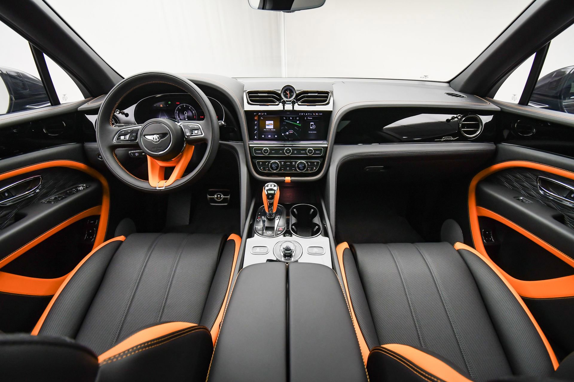 New 2026 Bentley Bentayga Speed image 4