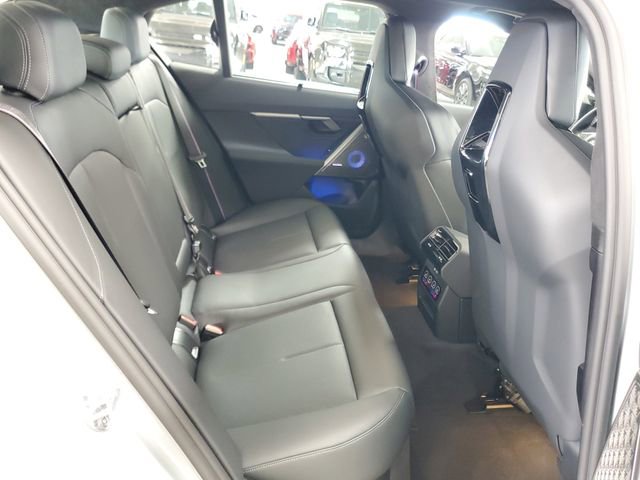 Used 2025 BMW M5 w/ Carbon Package image 25
