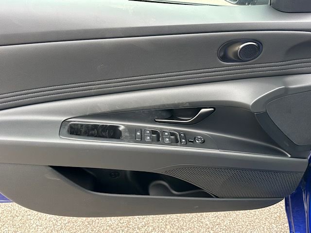 New 2026 Hyundai Elantra Sport image 7