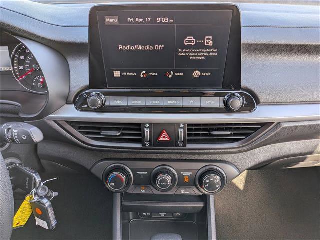 Used 2024 Kia Forte LXS FWD image 14