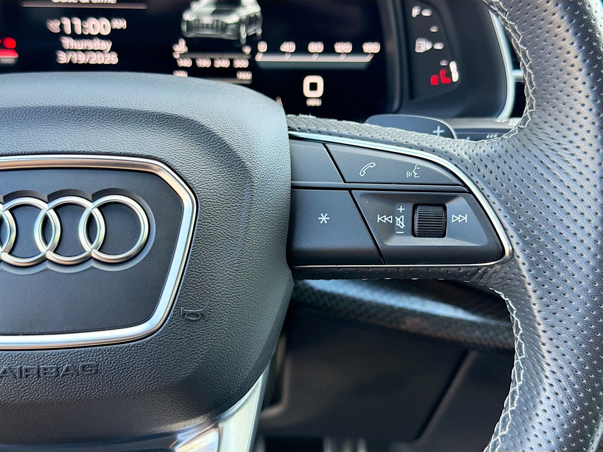 Used 2023 Audi SQ7 Premium Plus image 41