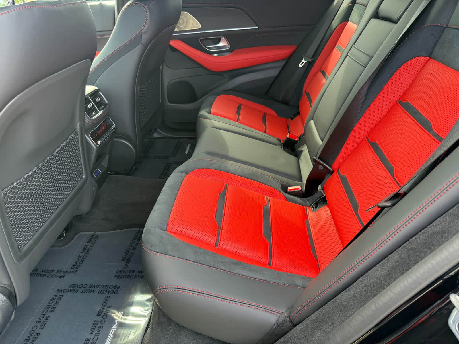 New 2026 Mercedes-Benz GLE 63 AMG S image 11