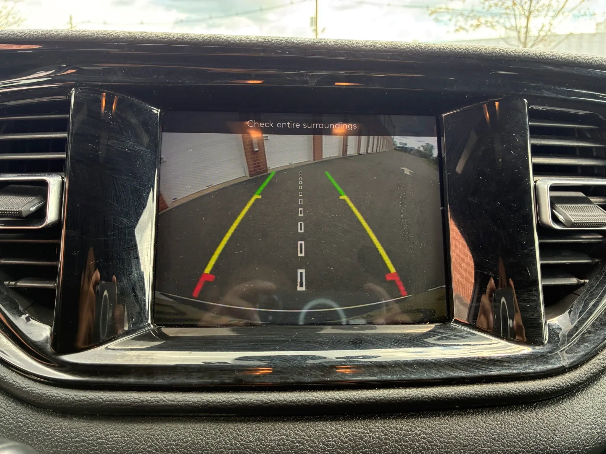 Used 2023 Dodge Durango SXT image 23