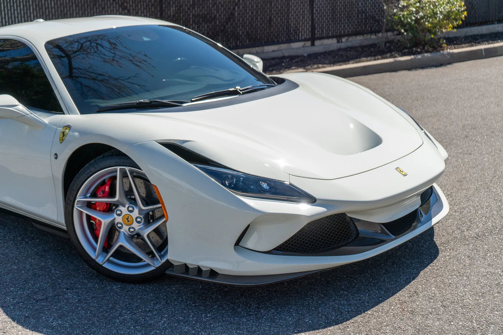 Used 2021 Ferrari F8 Tributo image 13