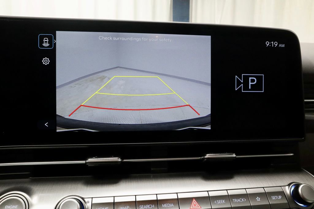 Used 2025 Hyundai Kona SEL FWD image 2