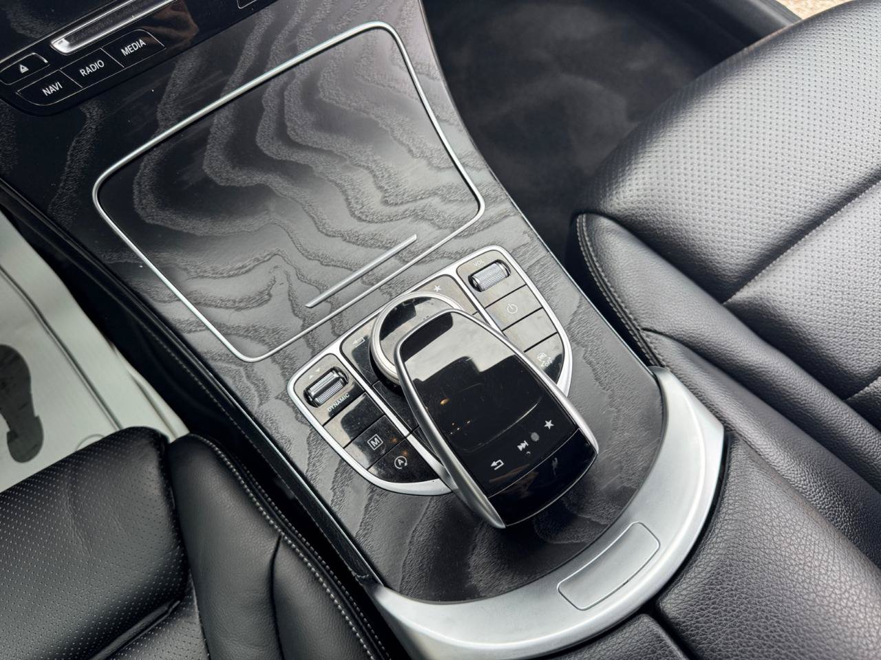 Used 2018 Mercedes-Benz GLC 300 4MATIC image 16