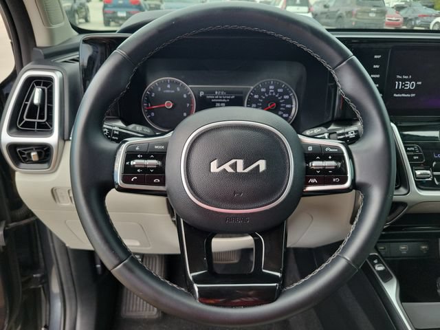 Used 2022 Kia Sorento S w/ Panoramic Sunroof Package FWD image 19