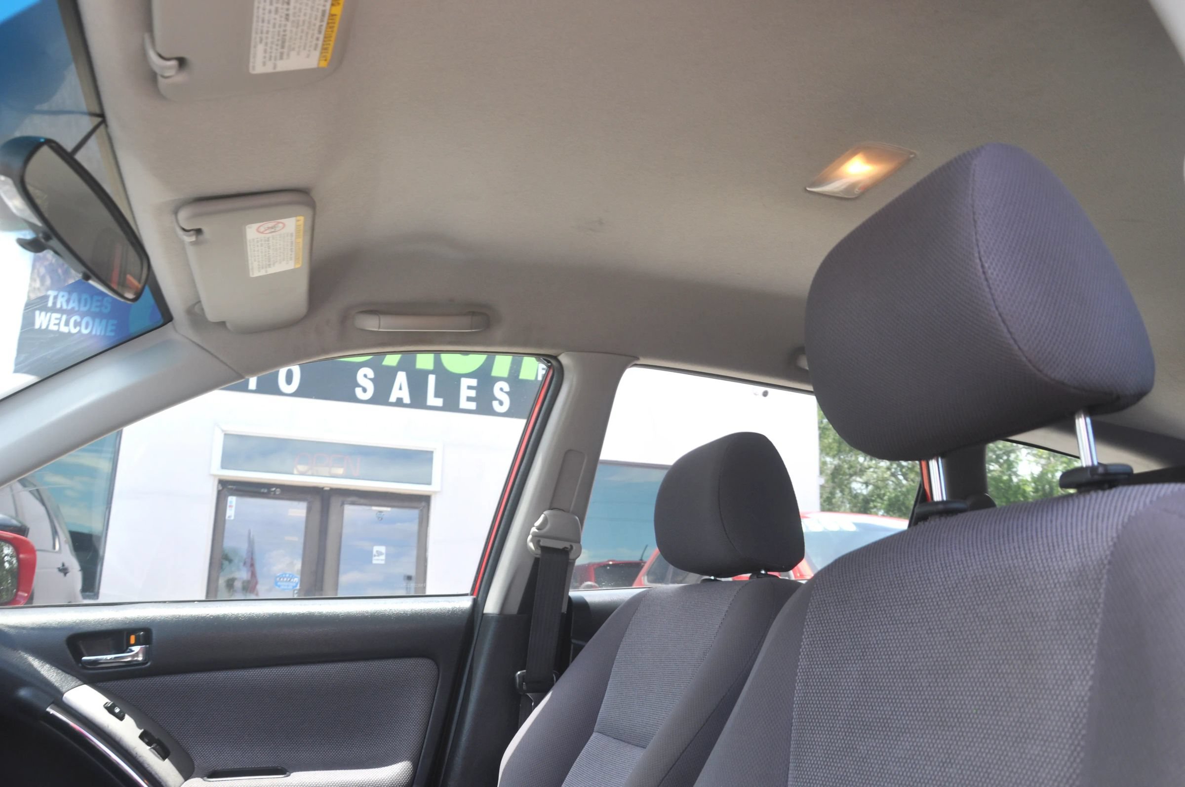 Used 2003 Toyota Matrix XR FWD image 34