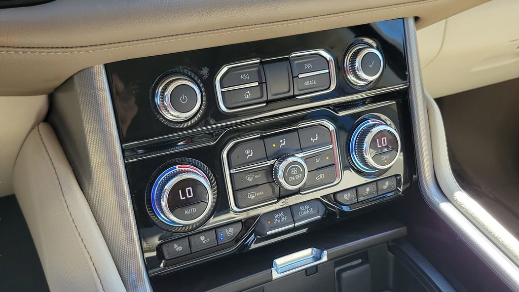 Used 2021 GMC Yukon Denali image 23