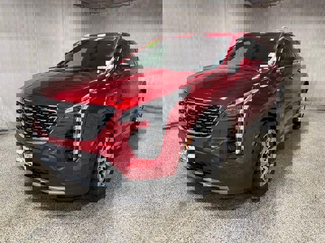 Used 2022 Cadillac XT4 Premium Luxury w/ Enhanced Visibility Package image 6