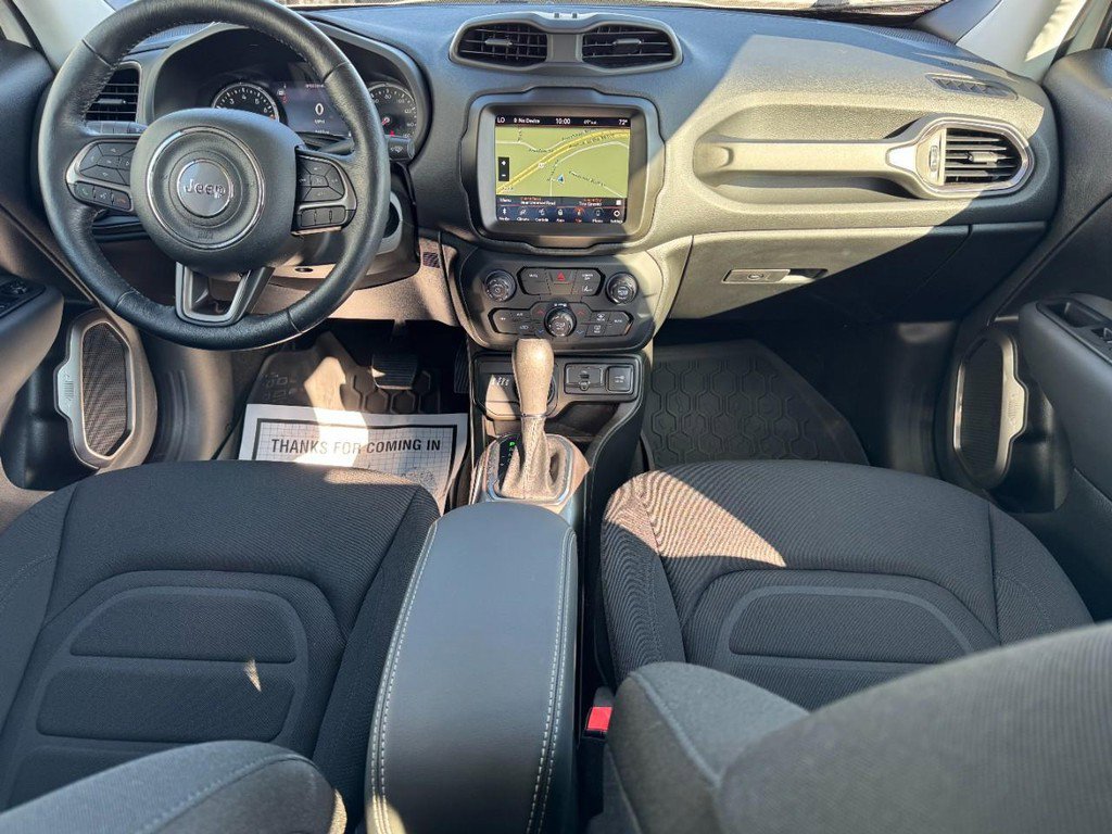 Used 2022 Jeep Renegade Latitude w/ Convenience Group image 14